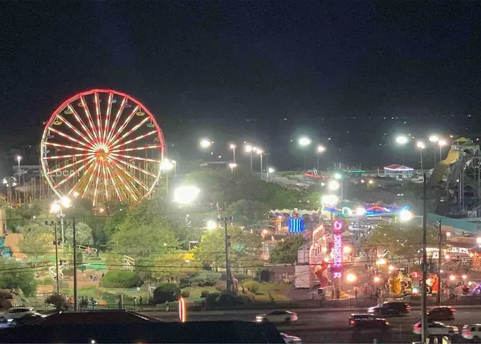 Сasa de vacaciones Oceanfront 2 Bedroom Modern W Pool