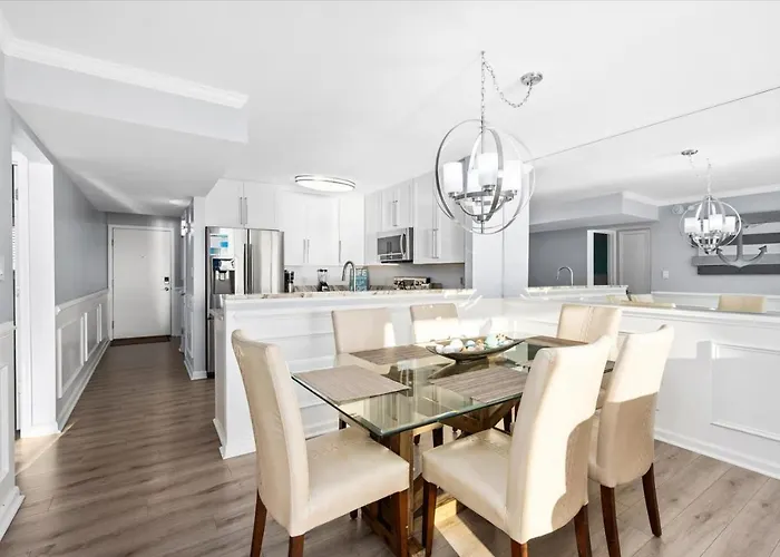 Сasa de vacaciones Oceanfront 2 Bedroom Modern W Pool *