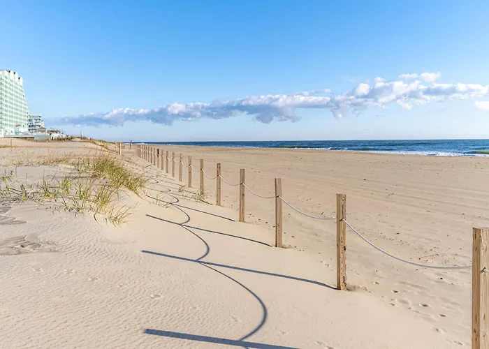 Сasa de vacaciones Oceanfront 2 Bedroom Modern W Pool *