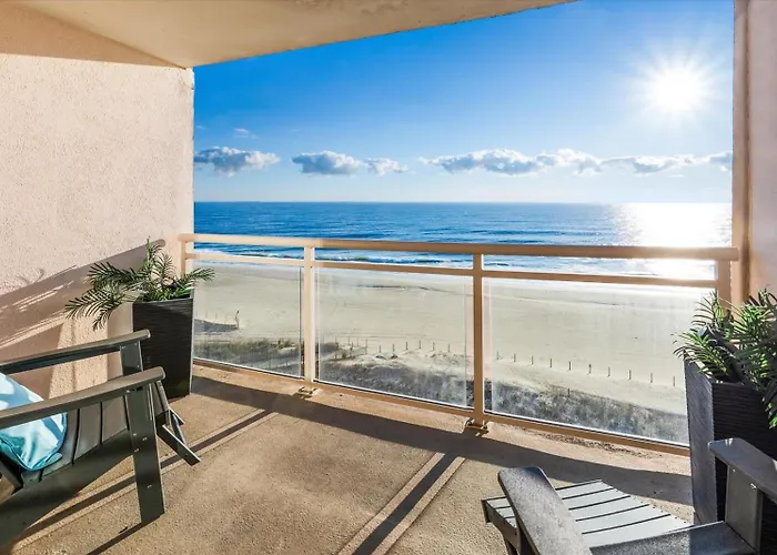 Oceanfront 2 Bedroom Modern W Pool *